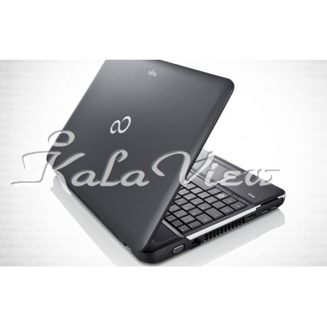 Fujitsu LifeBook AH 512 15.6 inch/Core i3(3000HD)/VGA onBoard(900MB)/2GB/320GB